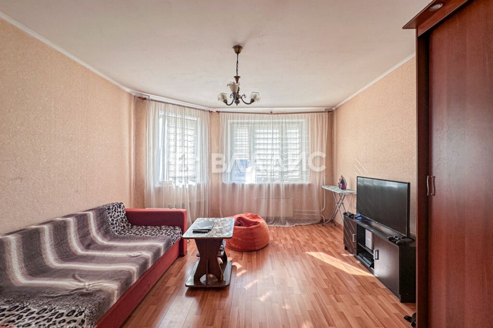 Продаётся 1-комнатная квартира, 43 м²