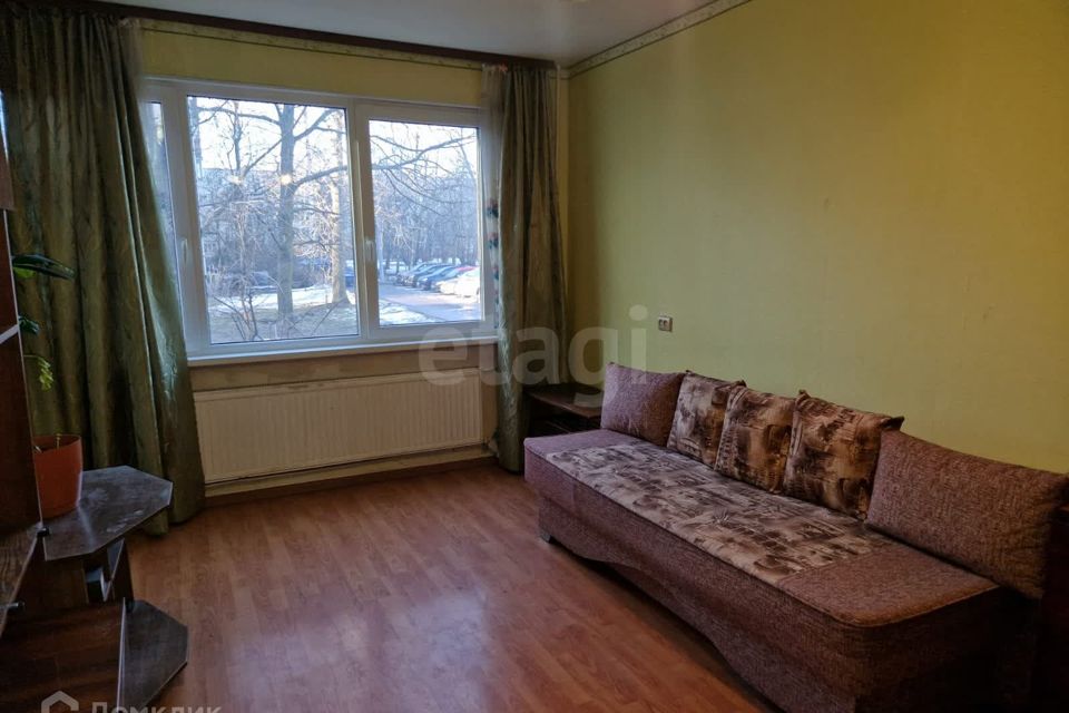 Продаётся 1-комнатная квартира, 32 м²