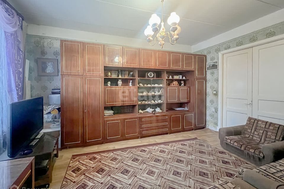 Продаётся 4-комнатная квартира, 97.8 м²