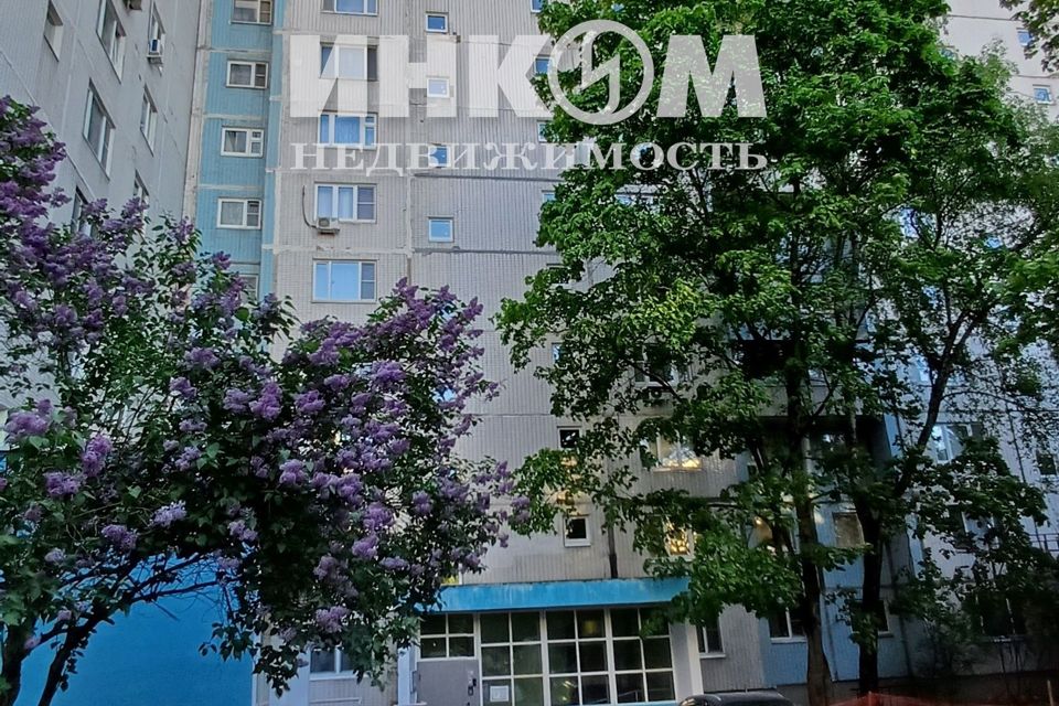 Продаётся 1-комнатная квартира, 42 м²