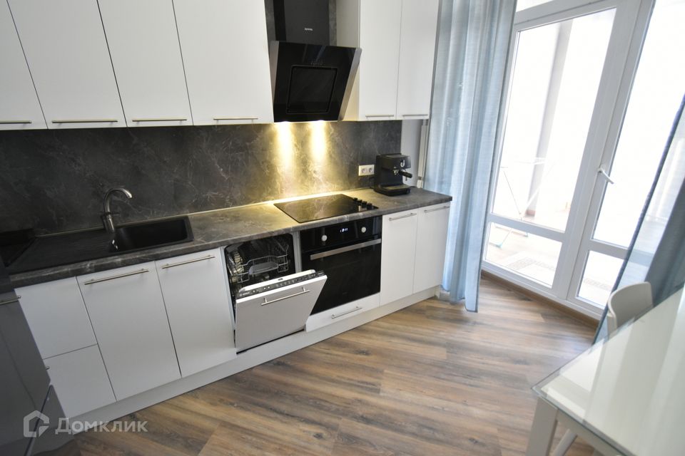 Сдаётся 2-комнатная квартира, 60 м²