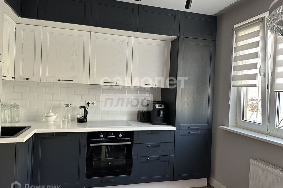 Продаётся 3-комнатная квартира, 77 м²