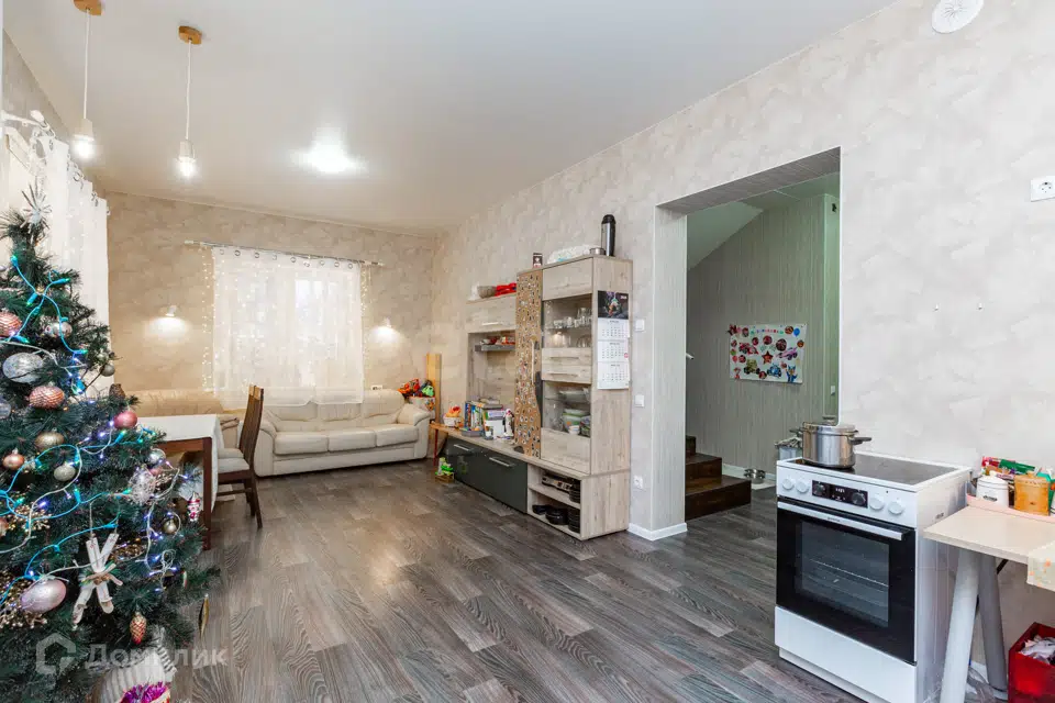 Продаётся 2-этажный дом, 130.7 м²