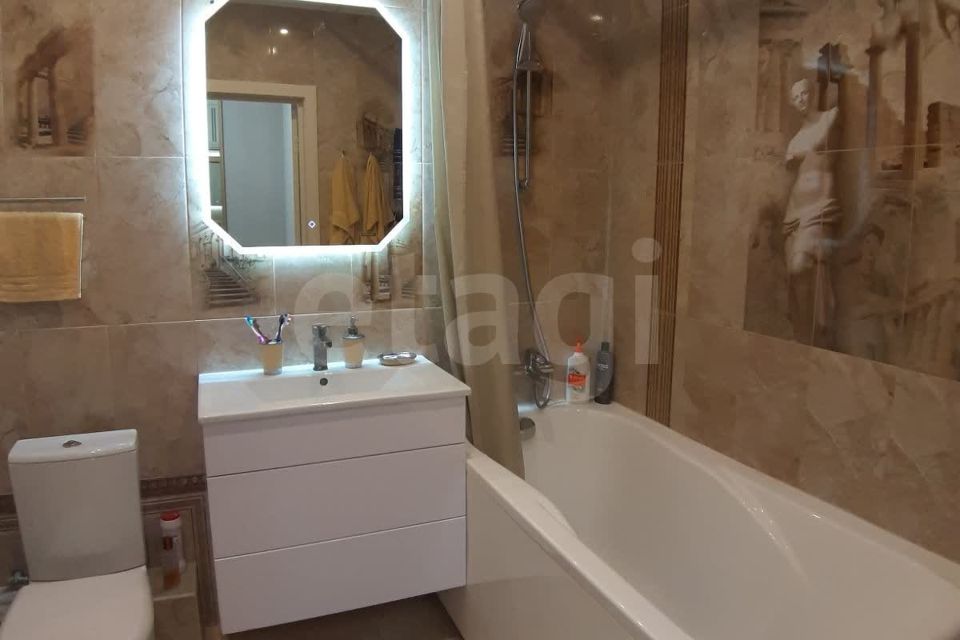 Продаётся 2-комнатная квартира, 50.2 м²