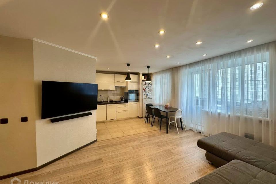 Продаётся 3-комнатная квартира, 62.3 м²