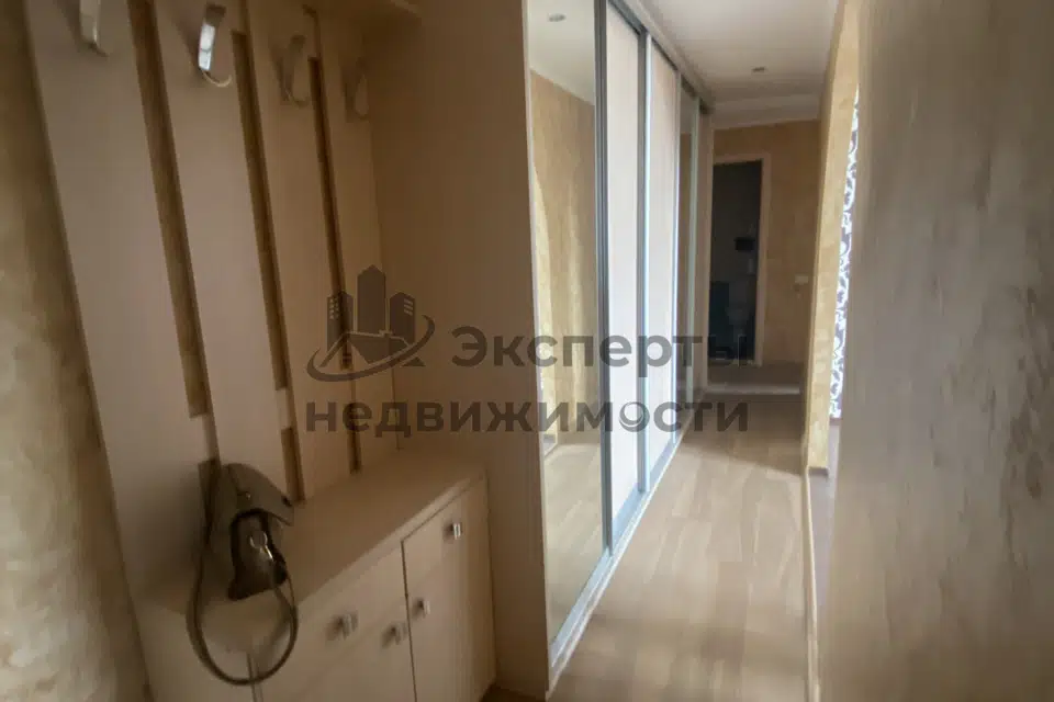 Продаётся 3-комнатная квартира, 70.6 м²