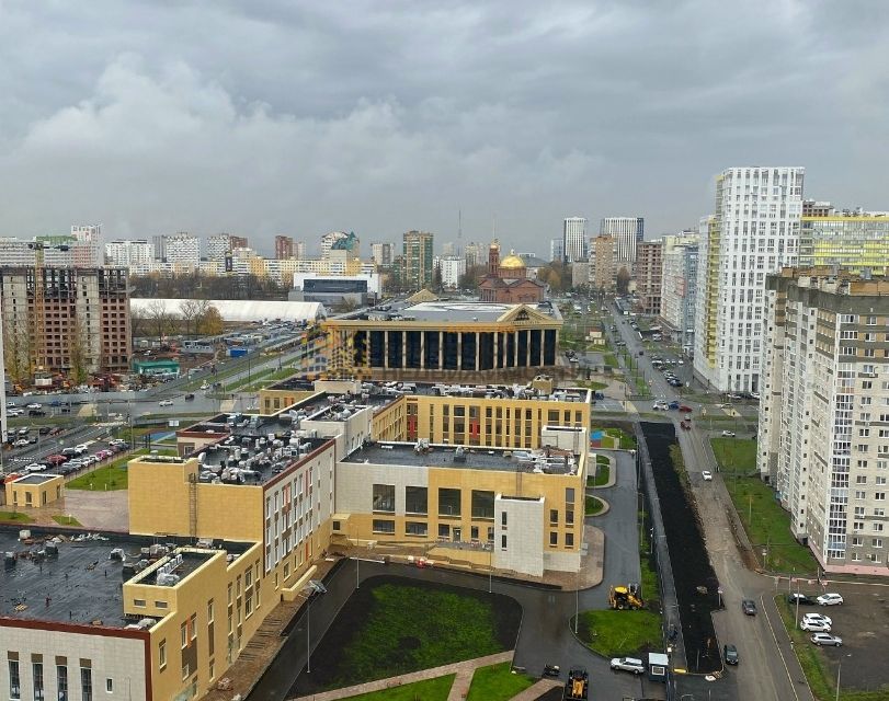 Сдаётся 4-комнатная квартира, 99 м²