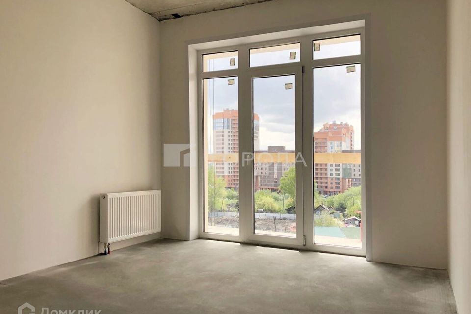 Продаётся 2-комнатная квартира, 70.7 м²