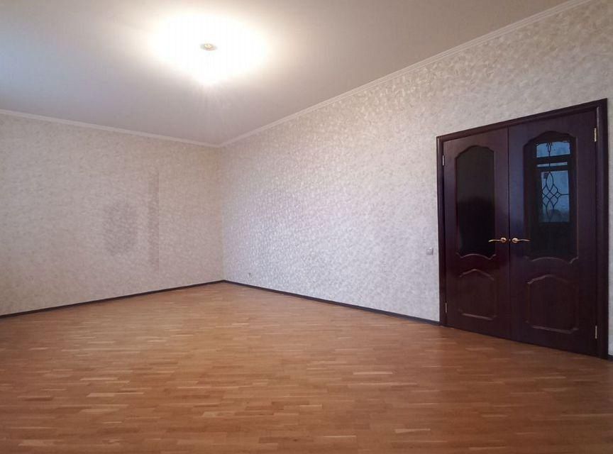 Продаётся 2-комнатная квартира, 69.2 м²