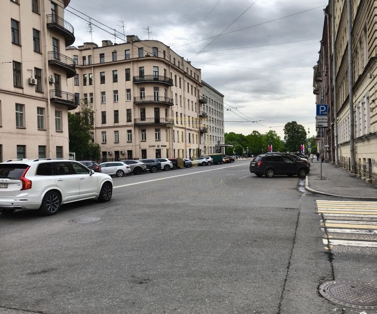 Продаётся 3-комнатная квартира, 68.3 м²