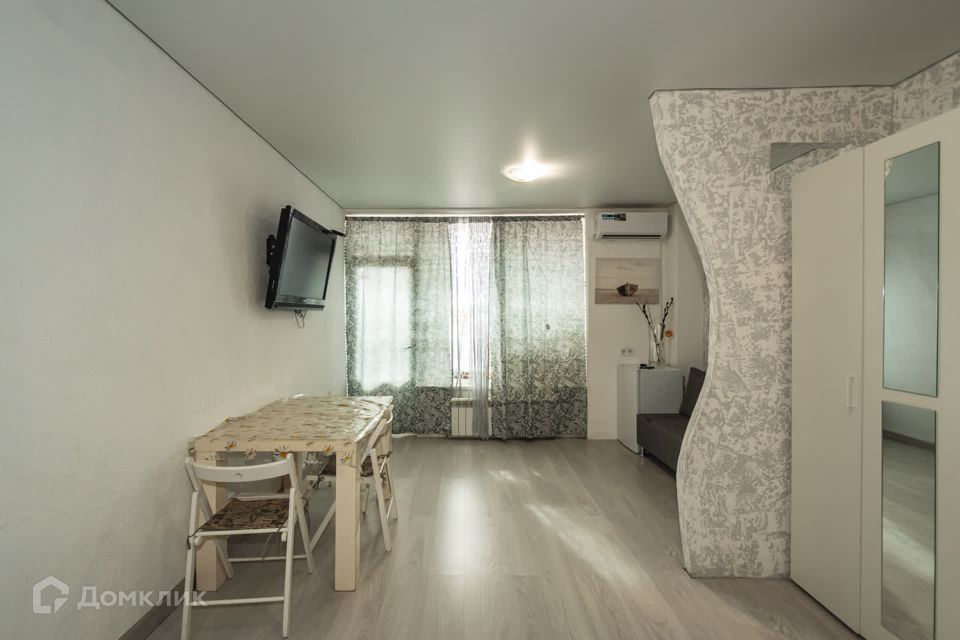 Продаётся 2-комнатная квартира, 65 м²