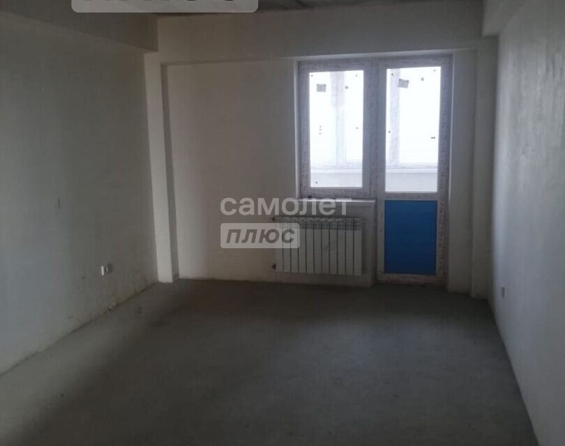 Продаётся 2-комнатная квартира, 77.8 м²