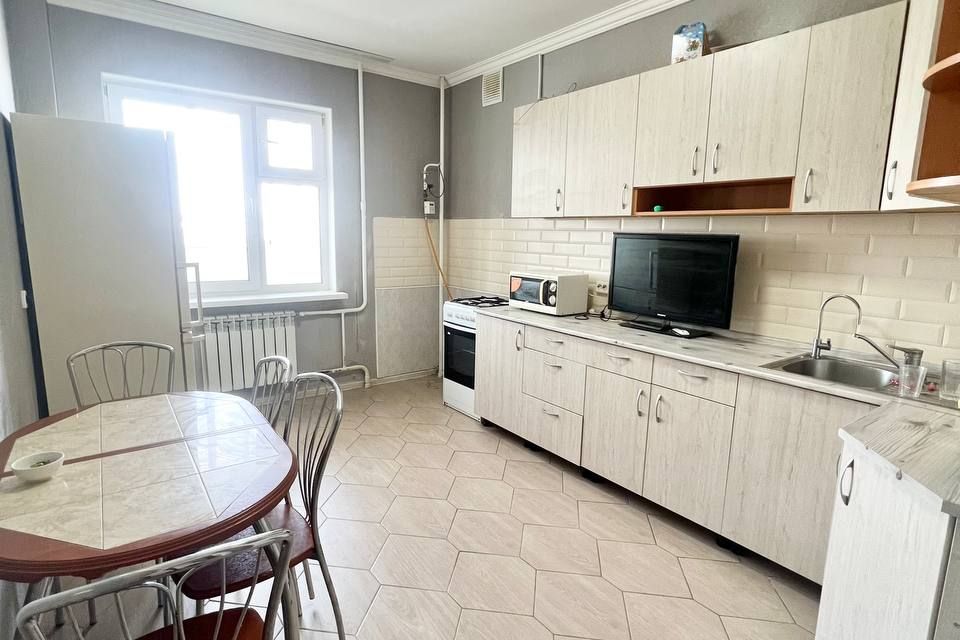 Сдаётся 1-комнатная квартира, 42 м²