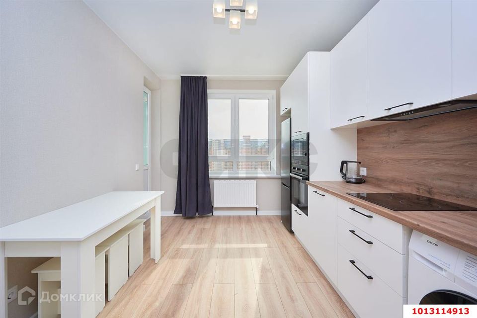 Продаётся 1-комнатная квартира, 38 м²