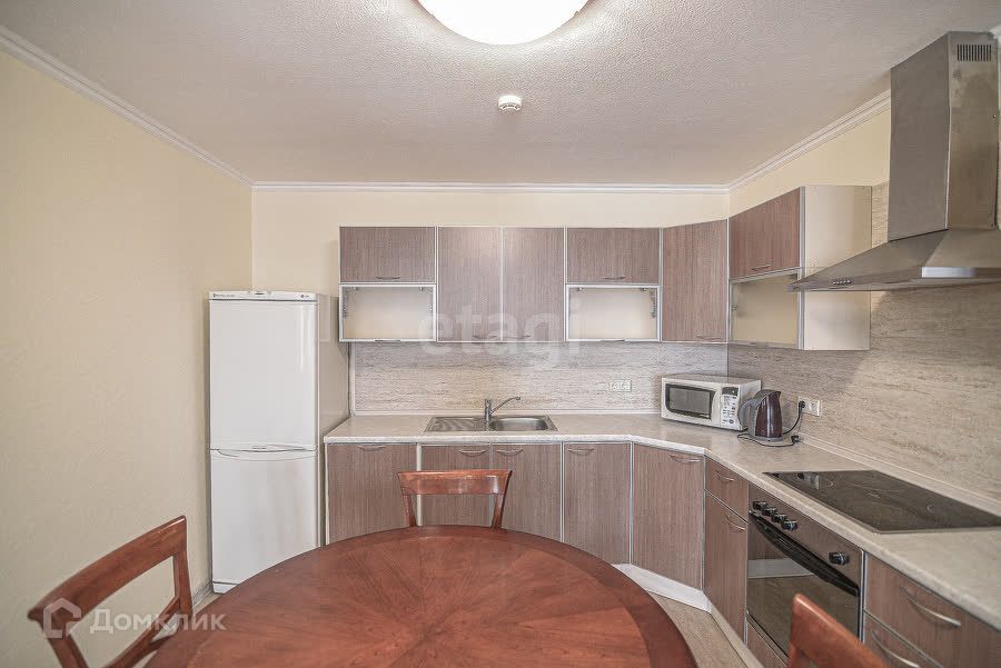 Сдаётся 1-комнатная квартира, 57.2 м²