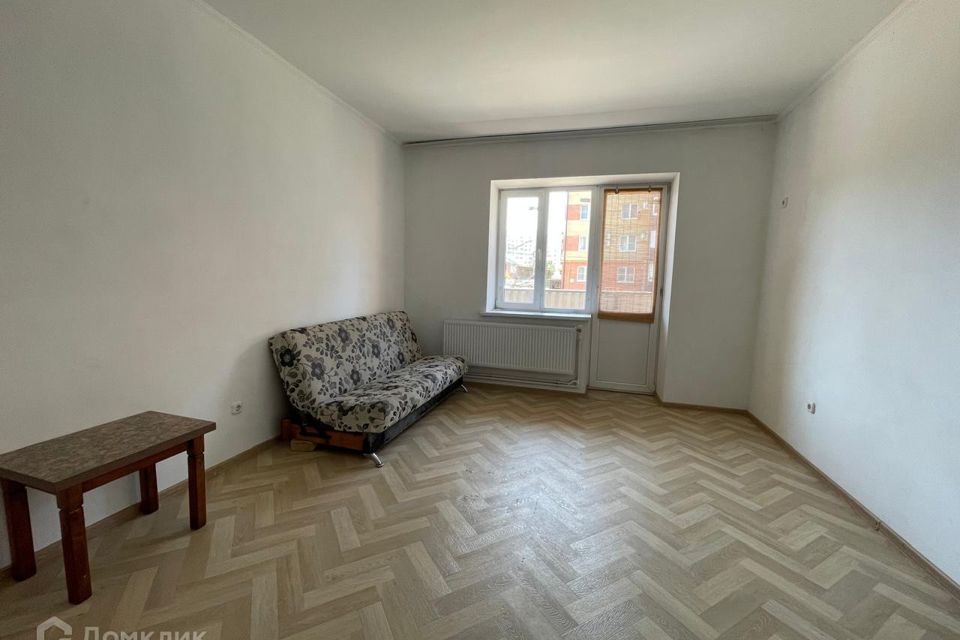 Сдаётся 1-комнатная квартира, 42 м²