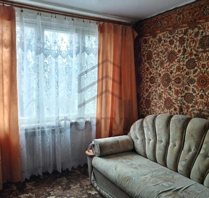 Продаётся 3-комнатная квартира, 53.6 м²