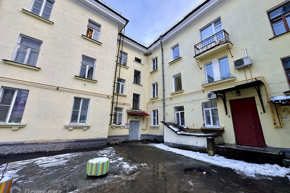 Продаётся 2-комнатная квартира, 50.2 м²