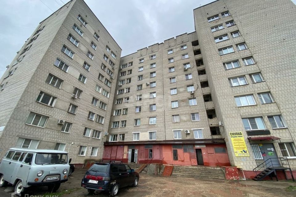 Продаётся комната в 1-комн. квартире, 41.7 м²