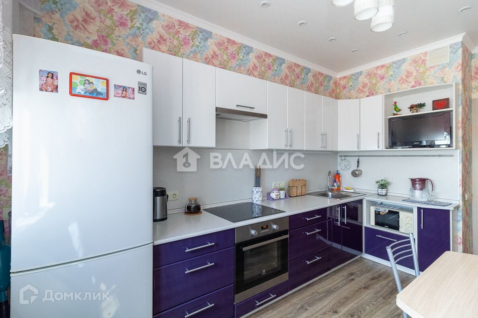 Продаётся 1-комнатная квартира, 40.2 м²