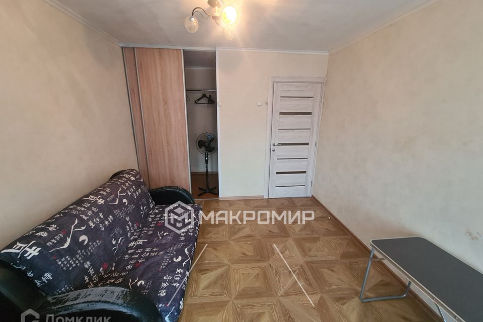 Сдаётся комната в 3-комн. квартире, 18 м²