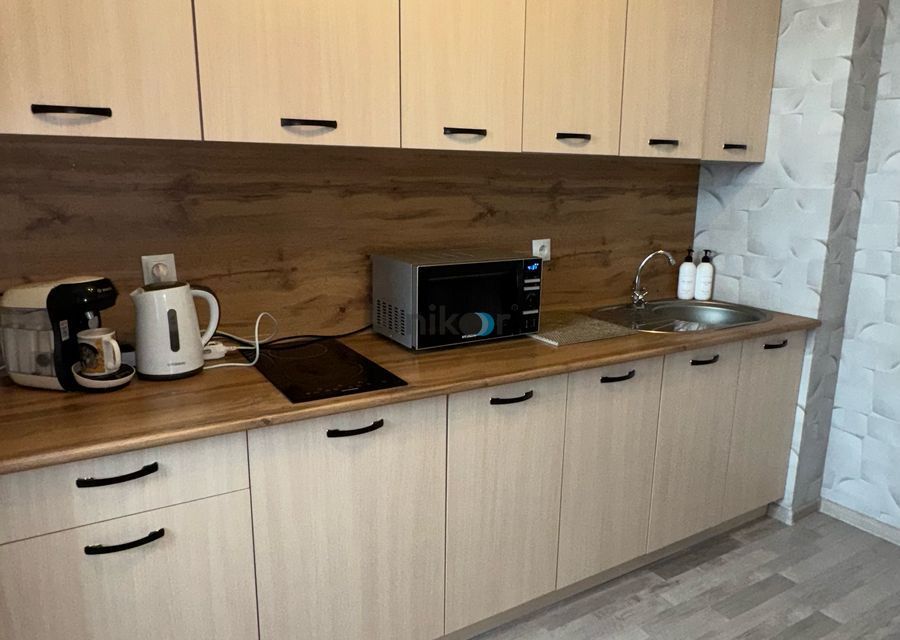 Продаётся 1-комнатная квартира, 41 м²