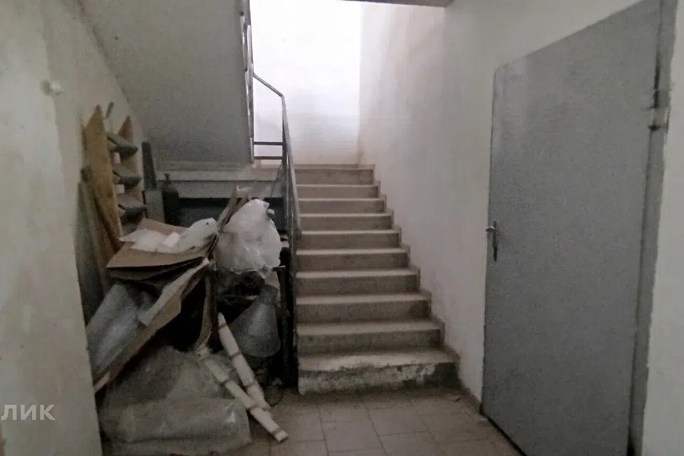 Сдаётся производственное помещение, 120 м²