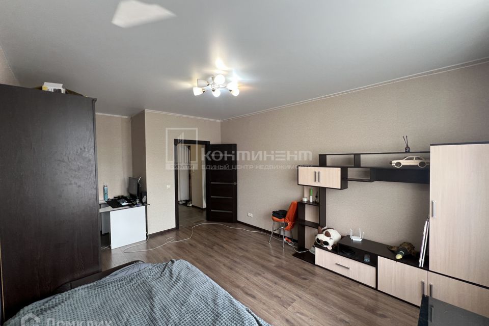 Продаётся 1-комнатная квартира, 43 м²