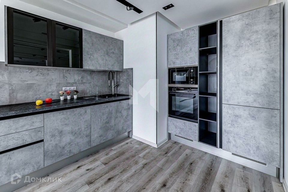 Продаётся 3-комнатная квартира, 87 м²