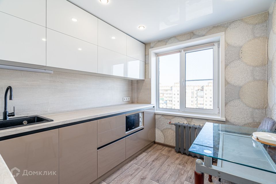 Продаётся 3-комнатная квартира, 61.9 м²