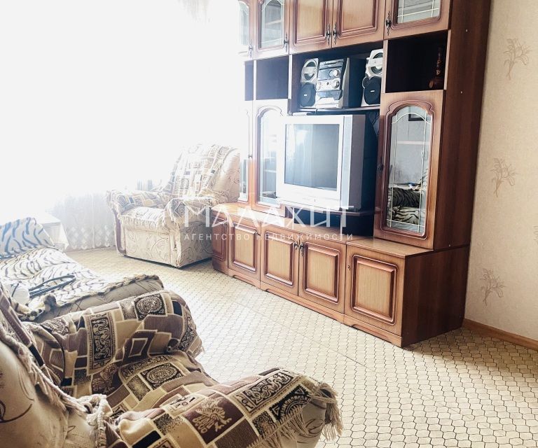 Сдаётся 2-комнатная квартира, 59.6 м²