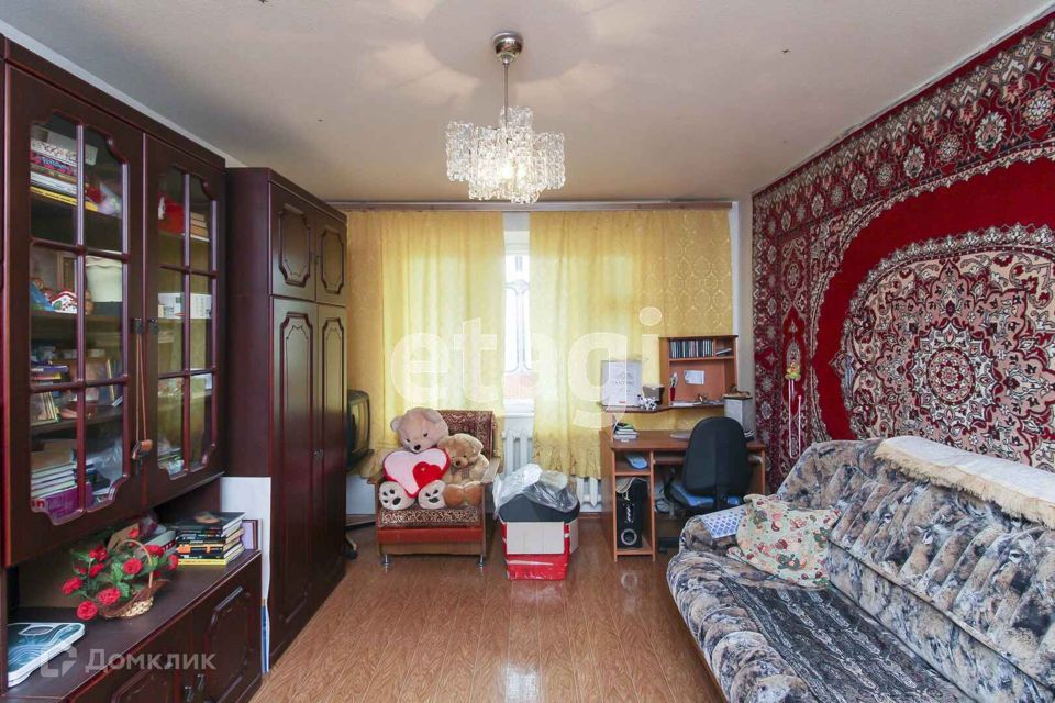 Продаётся 2-комнатная квартира, 65 м²