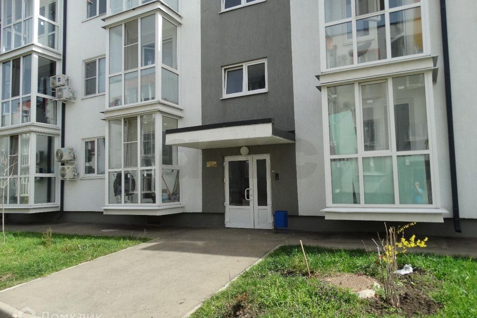 Продаётся 1-комнатная квартира, 41.7 м²