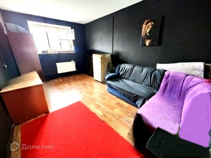 Продаётся комната в 16-комн. квартире, 18 м²