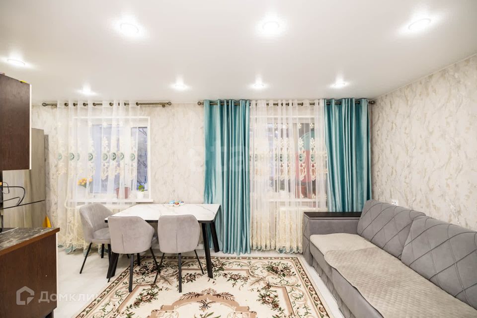 Продаётся 2-комнатная квартира, 43.3 м²