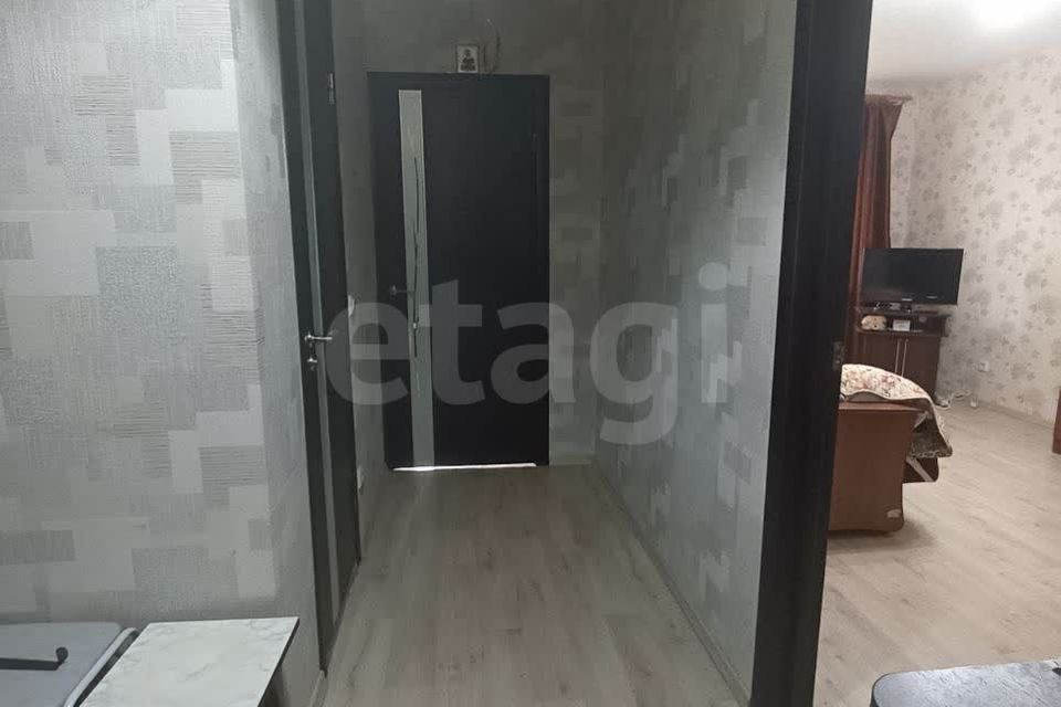 Продаётся 1-комнатная квартира, 35.6 м²