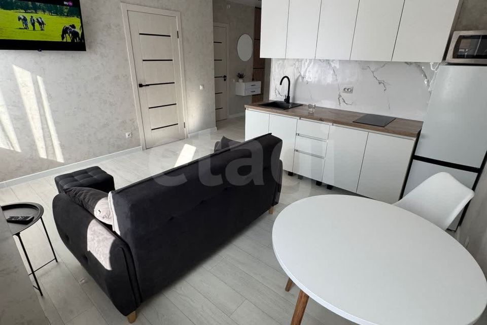 Сдаётся 1-комнатная квартира, 38 м²