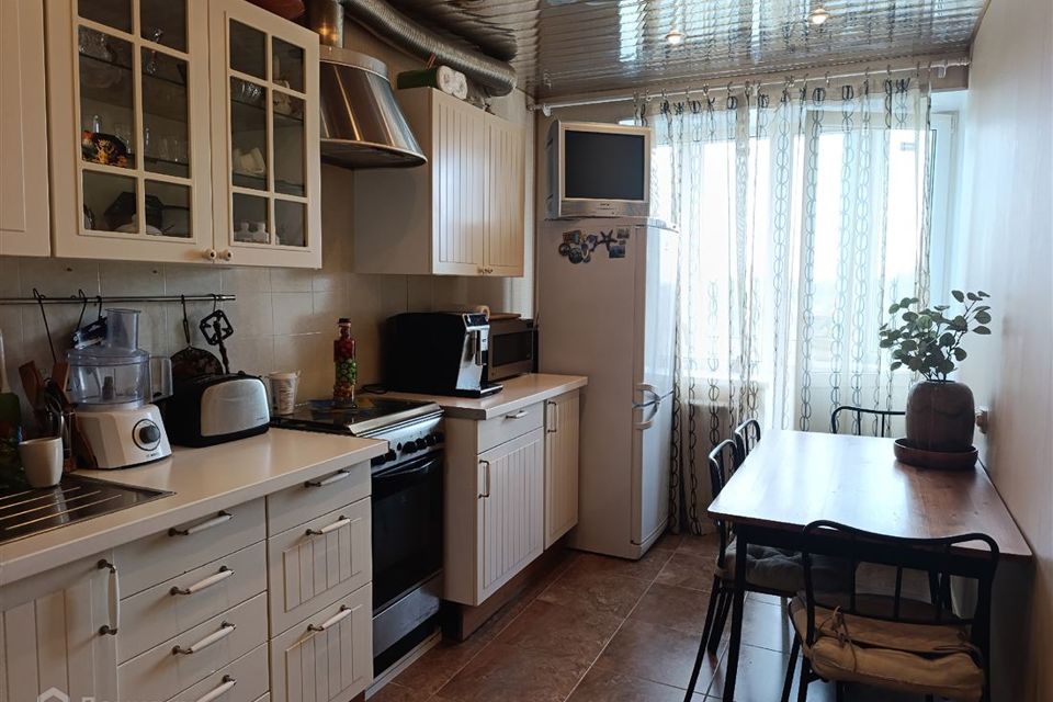 Продаётся 1-комнатная квартира, 38.2 м²
