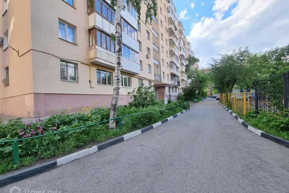 Продаётся 2-комнатная квартира, 49.7 м²