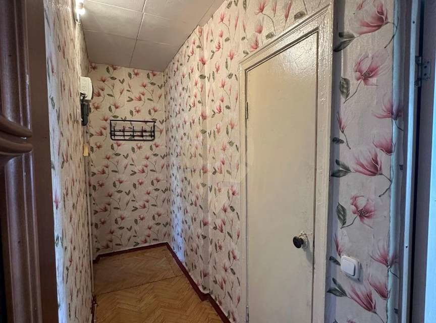 Продаётся 1-комнатная квартира, 32 м²