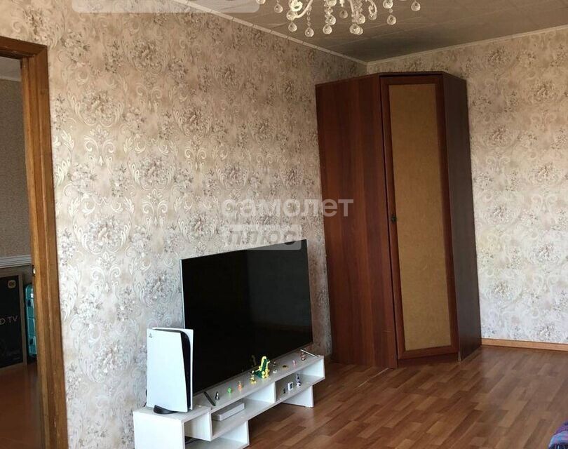 Продаётся 3-комнатная квартира, 56.8 м²