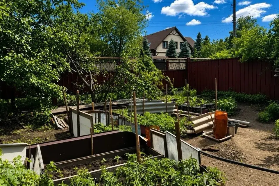 Продаётся 3-этажный дом, 202.5 м²