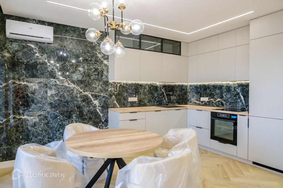 Продаётся 2-комнатная квартира, 54.4 м²