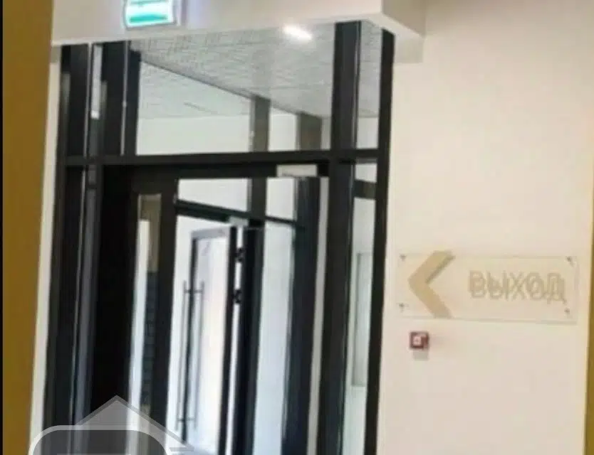 Продаётся 1-комнатная квартира, 43 м²