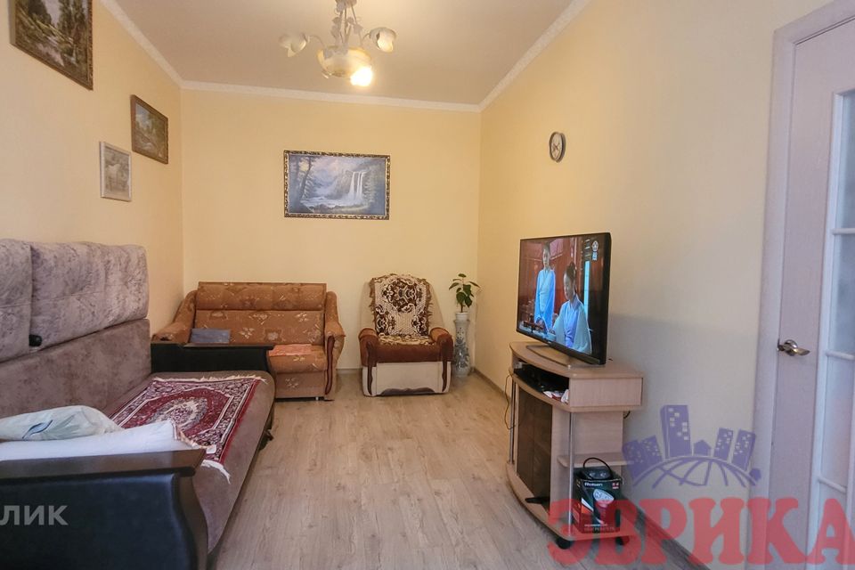 Продаётся 3-комнатная квартира, 49.7 м²