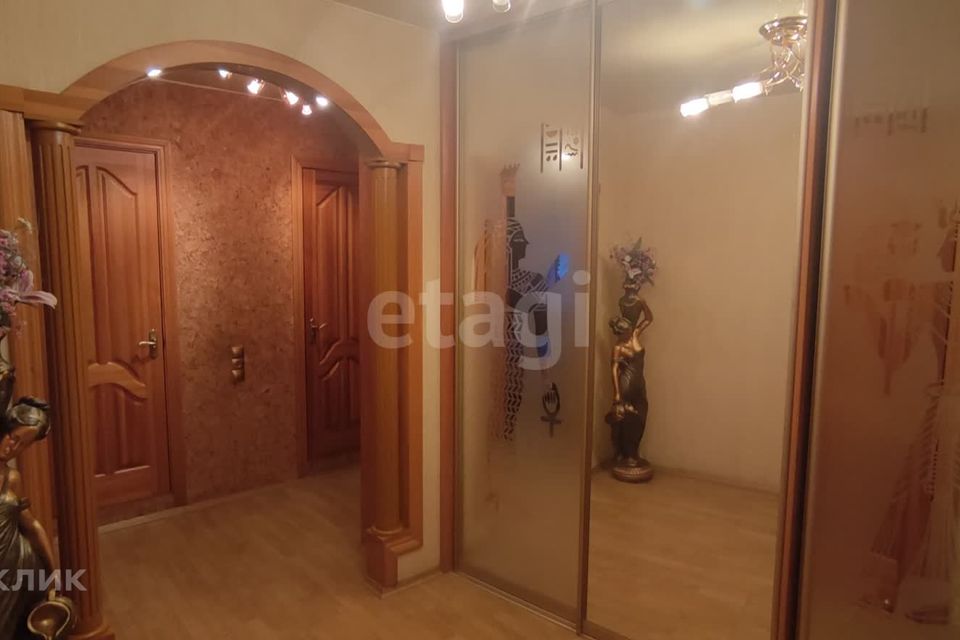 Продаётся 3-комнатная квартира, 62.3 м²