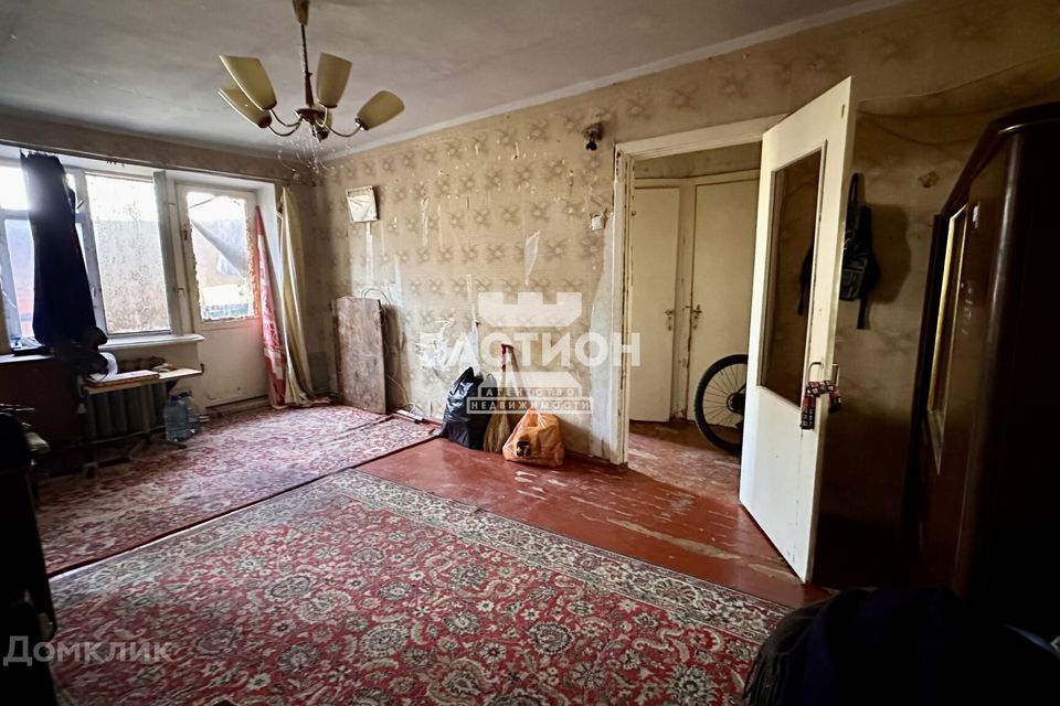 Продаётся 3-комнатная квартира, 54.9 м²