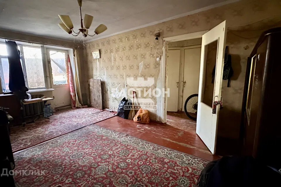 Продаётся 3-комнатная квартира, 54.9 м²