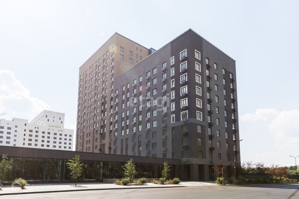 Продаётся 1-комнатная квартира, 57.9 м²