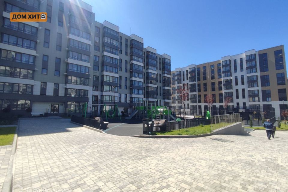 Продаётся 2-комнатная квартира, 66.1 м²